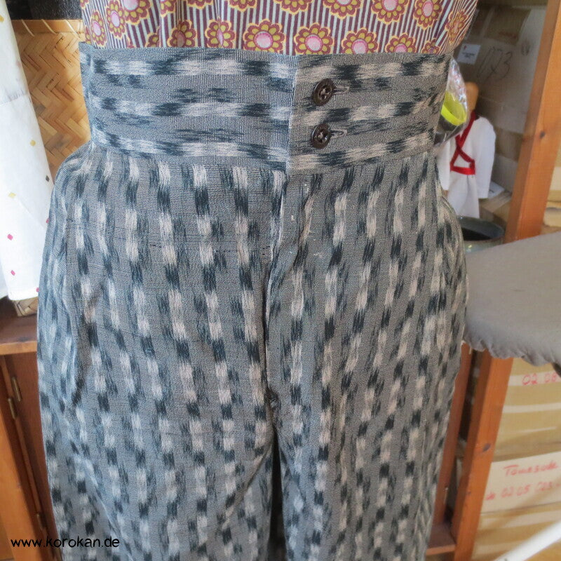 Culotte Hose aus feinem Kimono Seiden Krepp mit Kasuri Muster