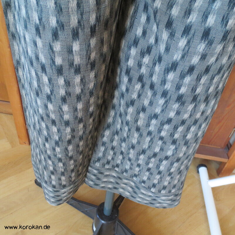 Culotte Hose aus feinem Kimono Seiden Krepp mit Kasuri Muster