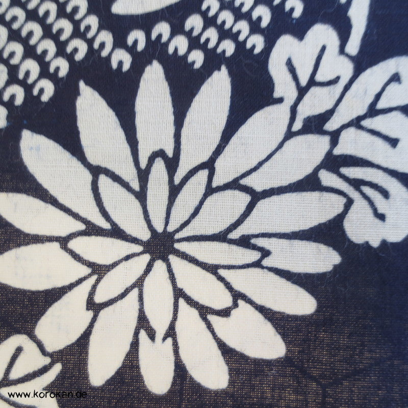 Kiku Kusudama Egasumi Yukata Kimono Baumwoll Stoff