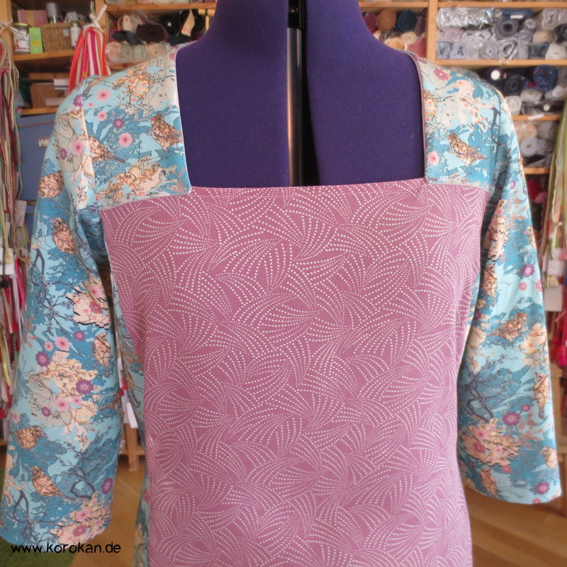 Seide Panel + Baumwoll Jersey3/4 Arm Shirt, Kombi aus Muster Kimono