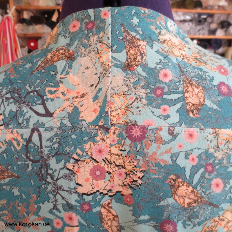 Seide Panel + Baumwoll Jersey3/4 Arm Shirt, Kombi aus Muster Kimono