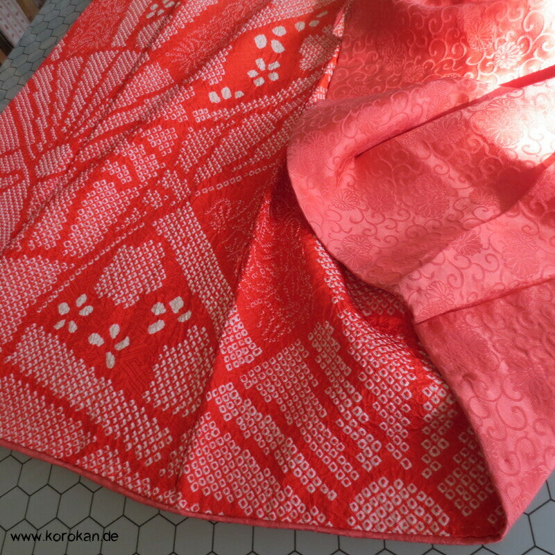 allover Fächermuster mit Farbverlauf Full Shibori Seidendamast Furisode Kimono