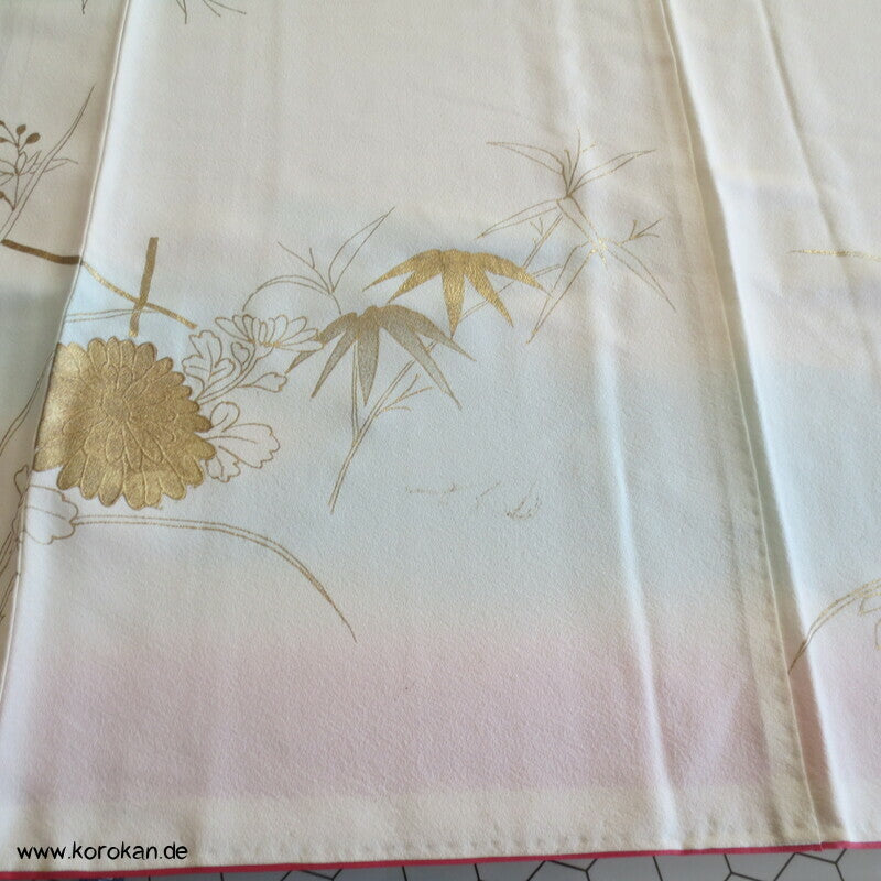 Homongi Kimono, Gold und Silber auf natur - bestickter Seidencrepe