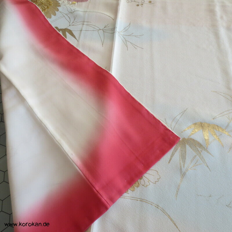 Homongi Kimono, Gold und Silber auf natur - bestickter Seidencrepe