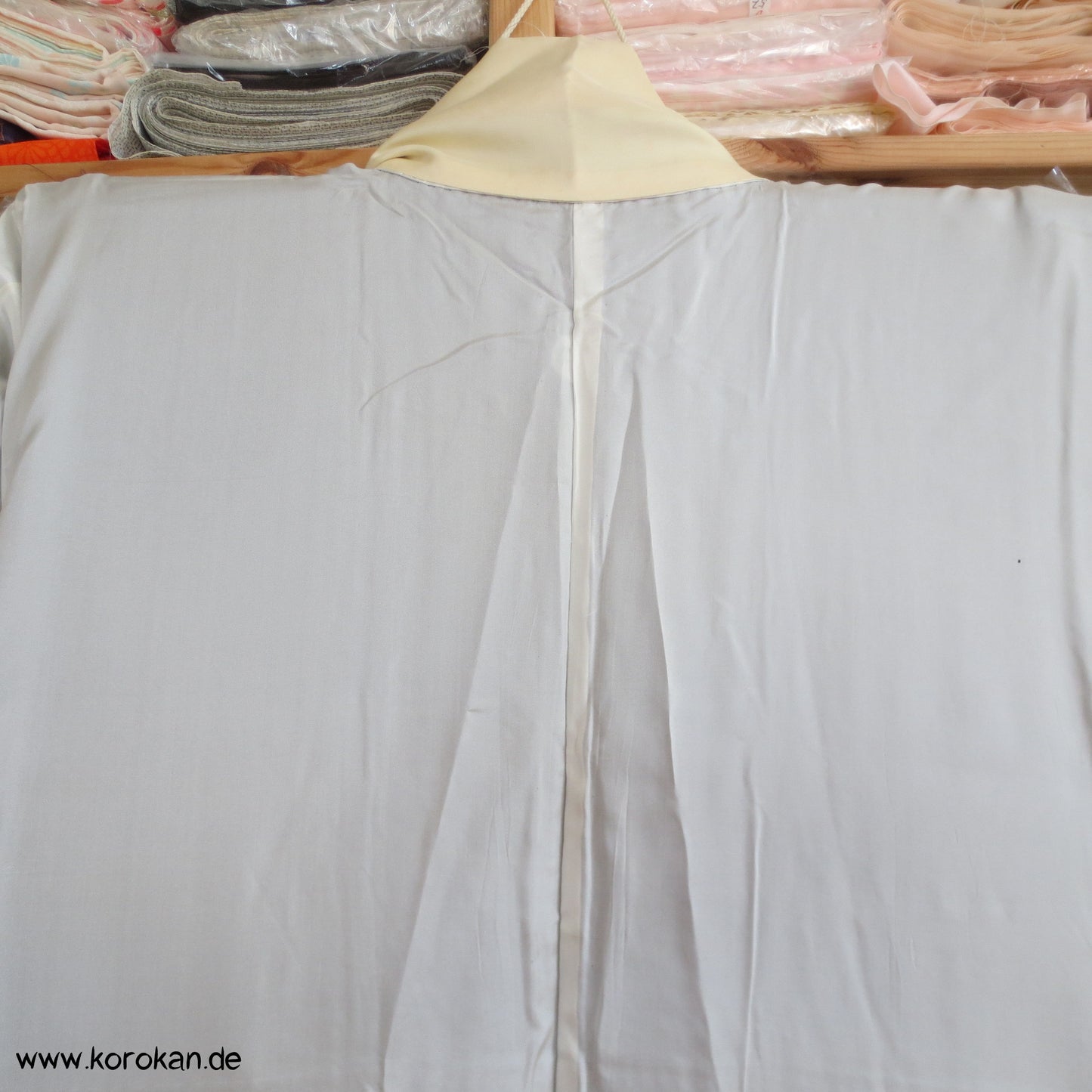 Kirschblüten Wolken Tomesode Seiden Kimono