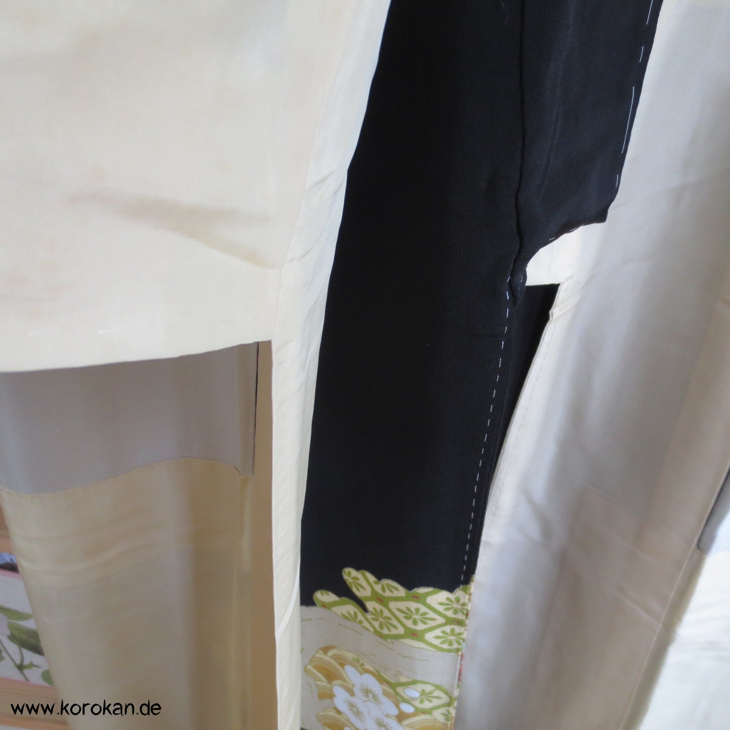 Kirschblüten Wolken Tomesode Seiden Kimono