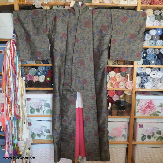Tsumugi Seiden Kasuri Blüten zwischen Flusswellen Kimono