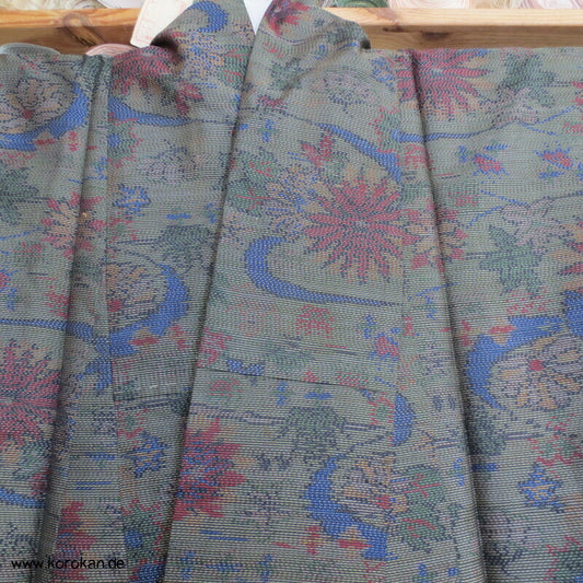 Tsumugi Seiden Kasuri Blüten zwischen Flusswellen Kimono