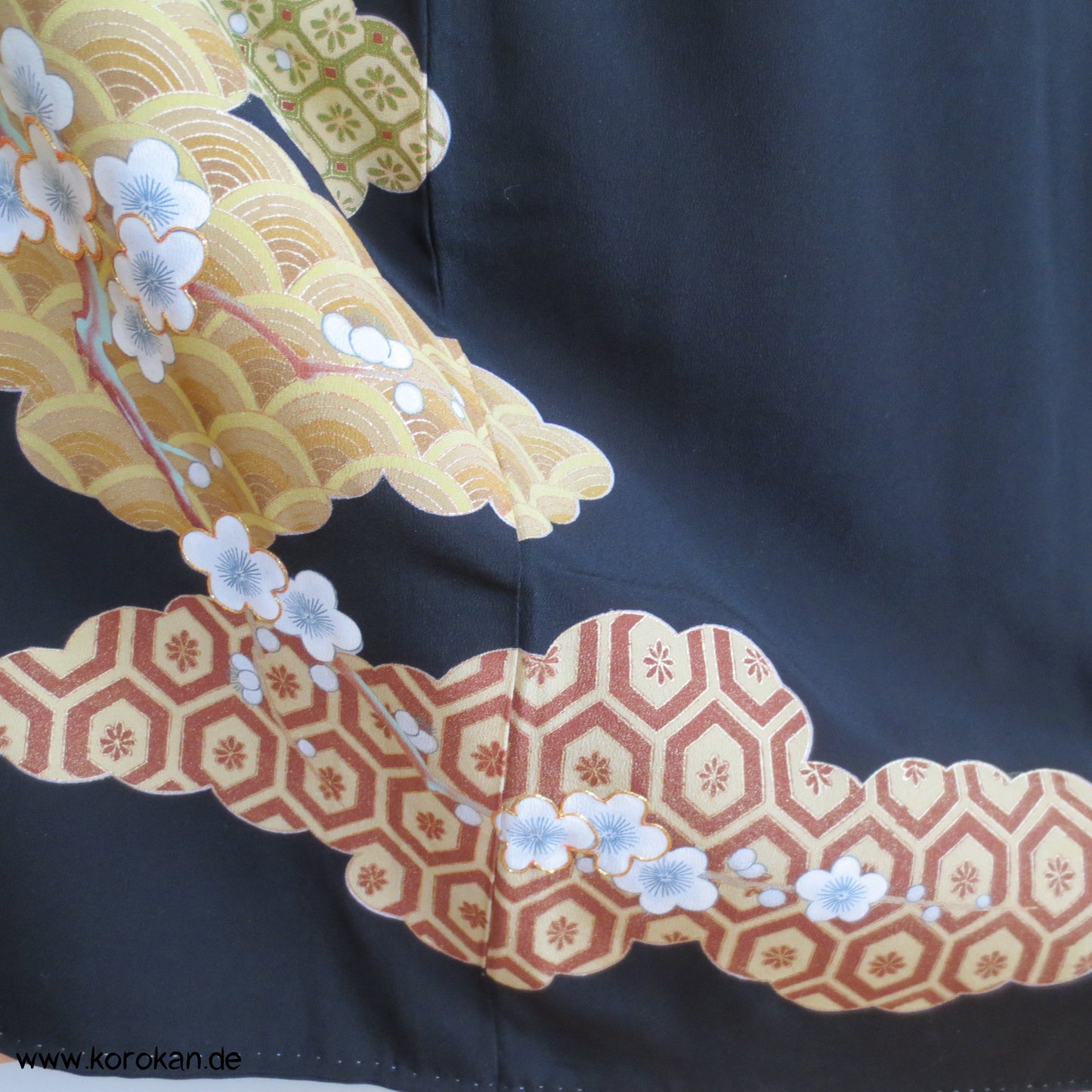Kirschblüten Wolken Tomesode Seiden Kimono