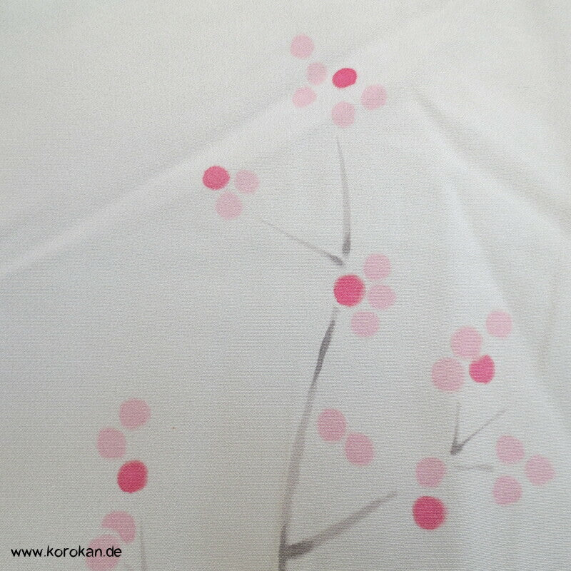 angedeutete Ume Zweige, Komon Kimono, teilbestickter Seidencrepe