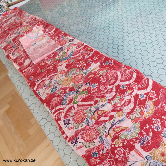 Araihari Kimono Chirimen Seidencrepe - klassische japanische Muster