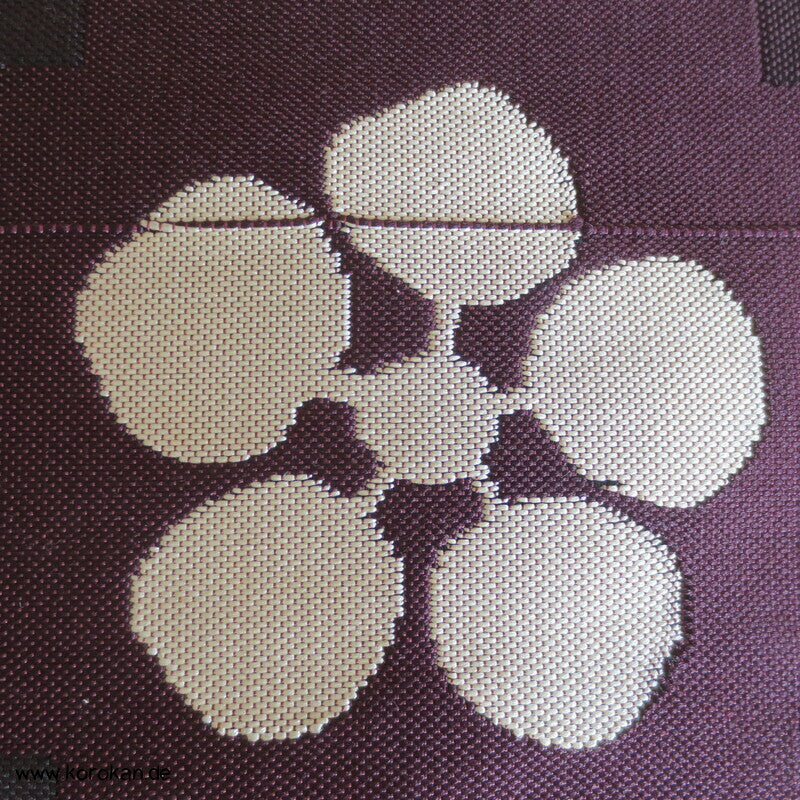 abstrakte Sakura Blüten, Quadrate Nagoya Obi