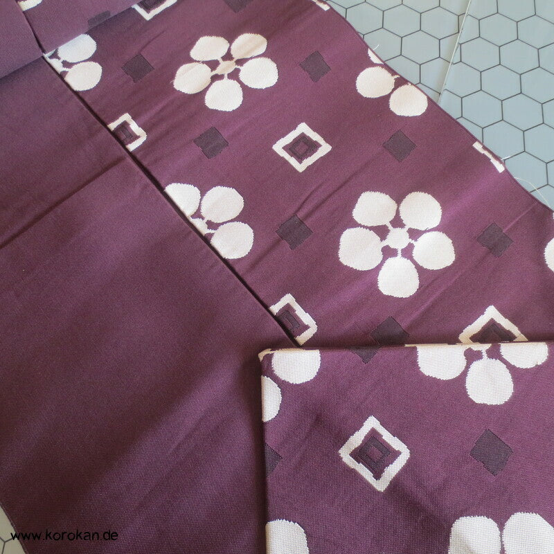 abstrakte Sakura Blüten, Quadrate Nagoya Obi