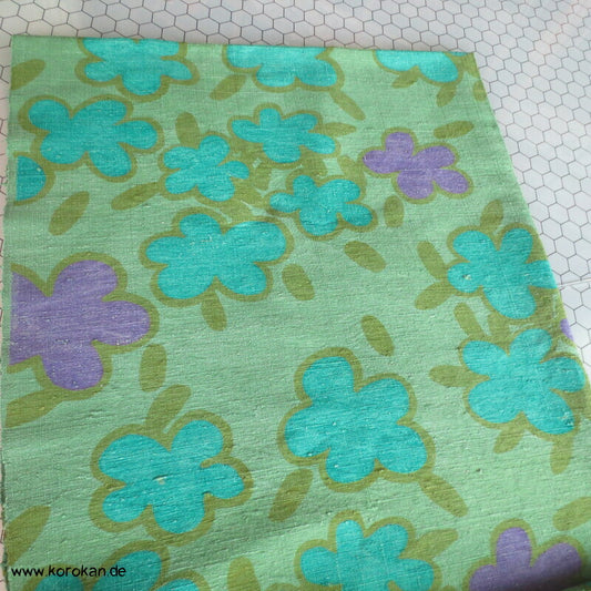 Thai Silk Bourette Seiden Stoff Pril Blumen in grün