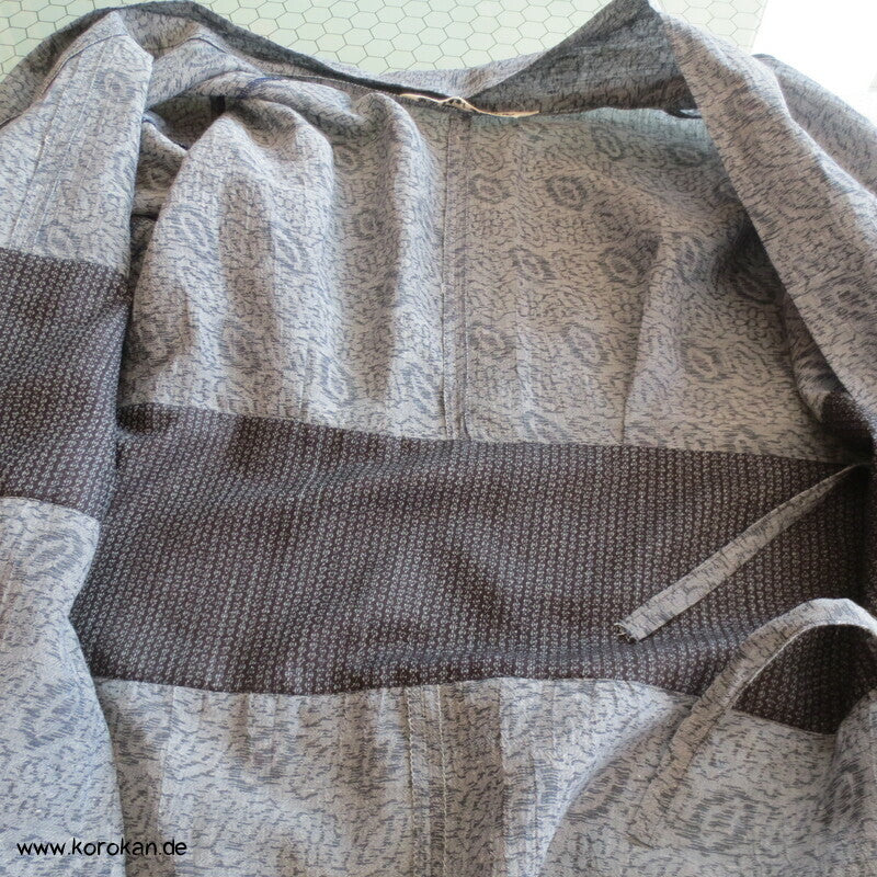 Kimono Kleid aus Seide / Hanf / Ramie Kasuri Tsumugi