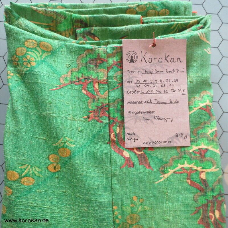 Japan Kranich und Pinien Druck Tsumugi Seiden Kimono