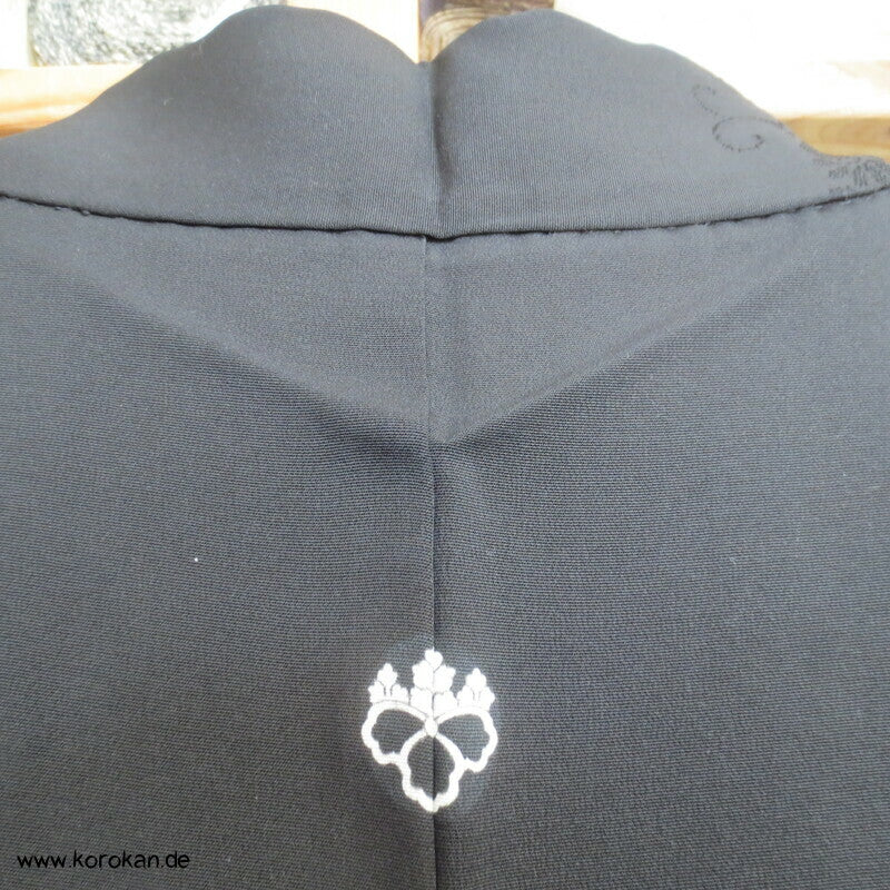 schwarze Blüten Rinzu Damast Seiden Haori