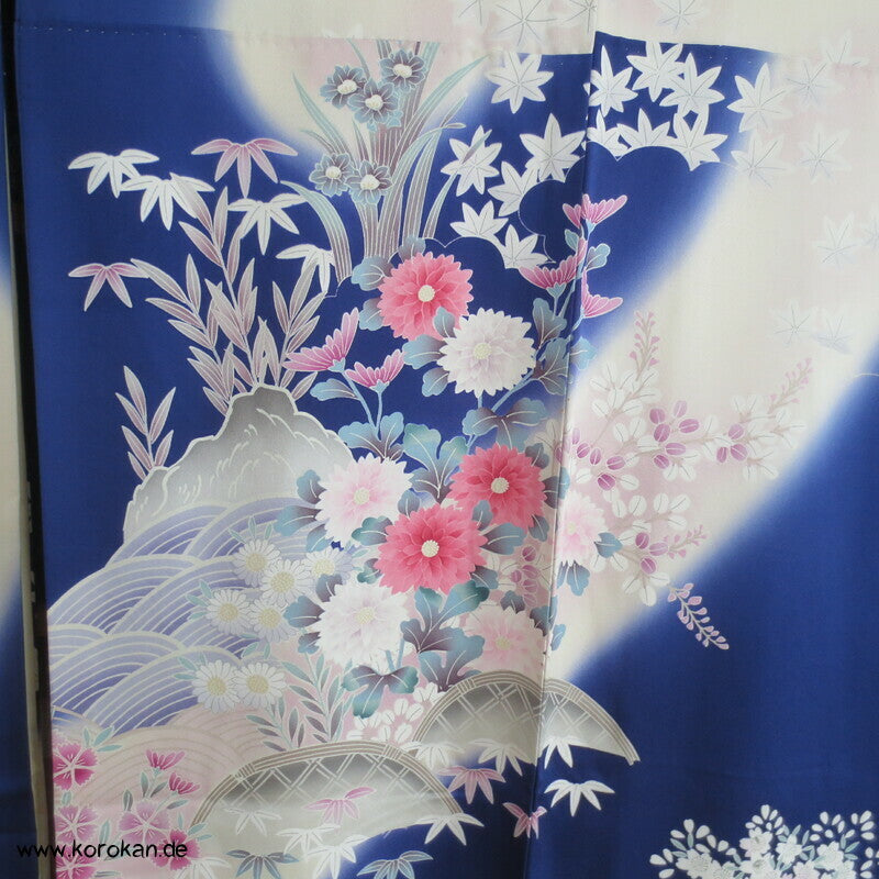 Päonien im Wasserfall Furisode Seidencrepe Kimono