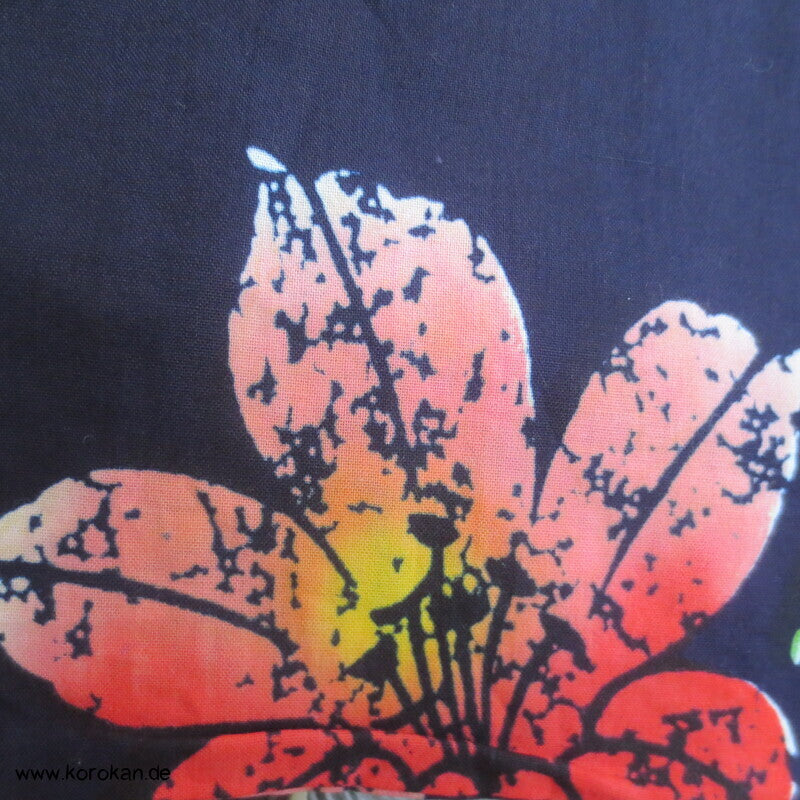 Japan Baumwoll Yukata Kimono bunte Lilien auf blau