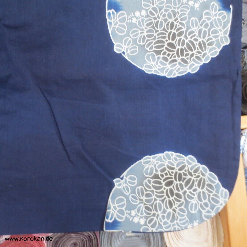 Japan Baumwoll Yukata Kimono Blumenrondelle auf blau
