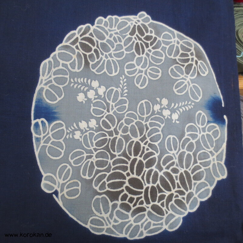 Japan Baumwoll Yukata Kimono Blumenrondelle auf blau