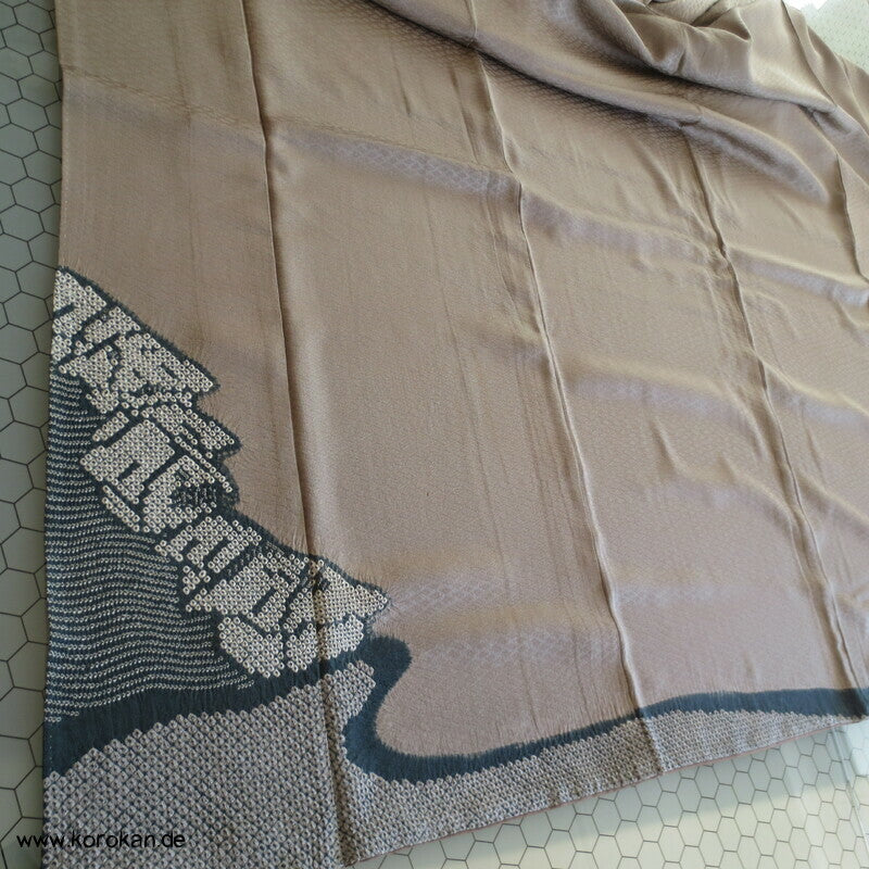 schmaler Shibori Rand, Uferhäuser Seidendamast Iro Tomesode Kimono