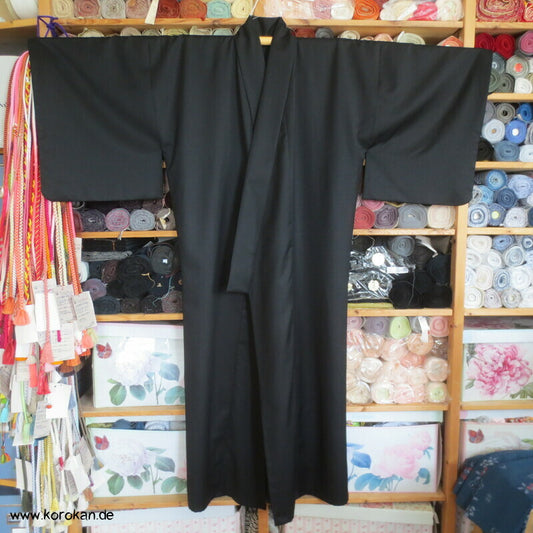 schwarzer Iromuji Kimono reine 120'er Cool Wool Schurwolle, Anfertigung