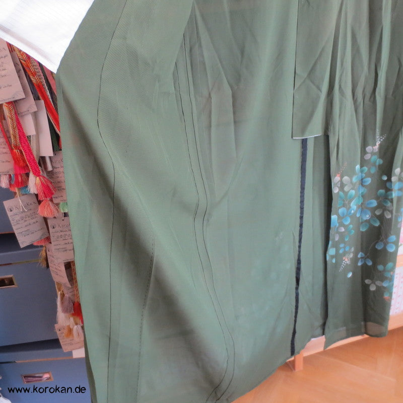 olivgrün mit Nandina Hitoe Rho Seiden Homongi Kimono