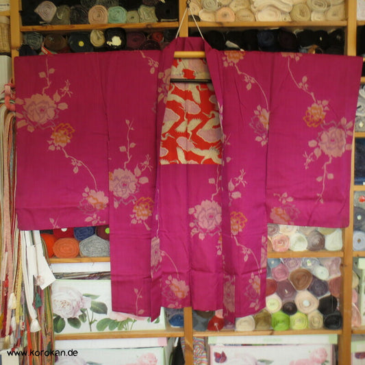 feingestreifter Paeonienstoff, Kranichfutter Haori Seidensatinstreifen Kimono Jacke