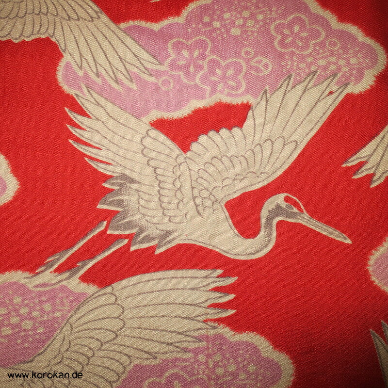 feingestreifter Paeonienstoff, Kranichfutter Haori Seidensatinstreifen Kimono Jacke