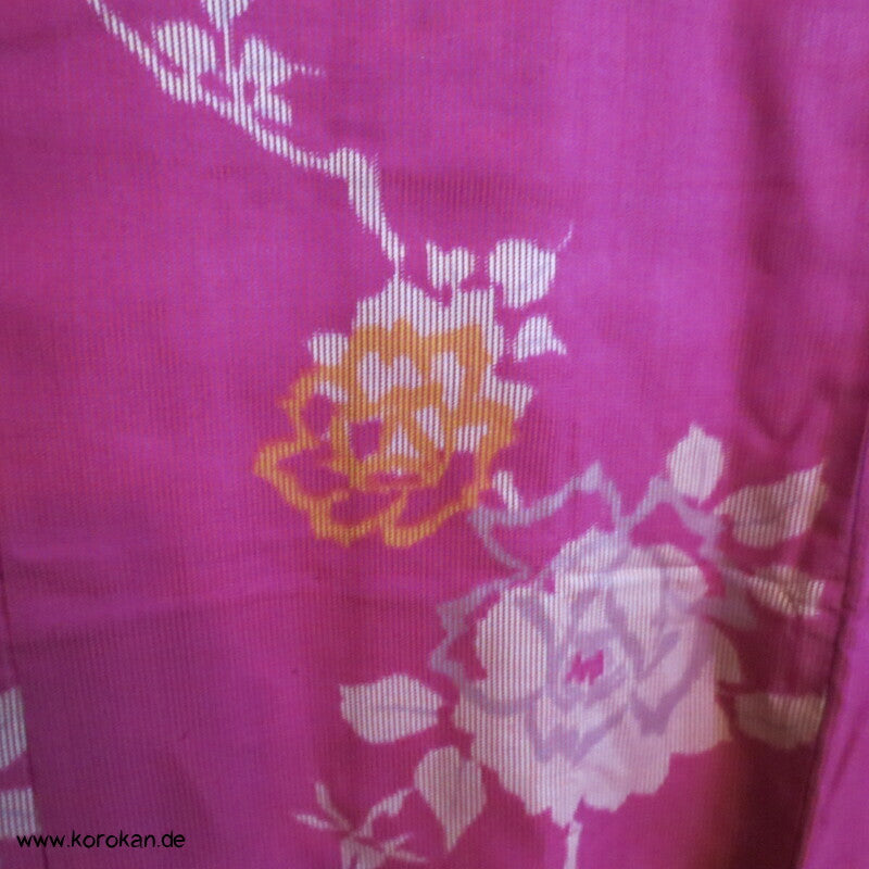 feingestreifter Paeonienstoff, Kranichfutter Haori Seidensatinstreifen Kimono Jacke