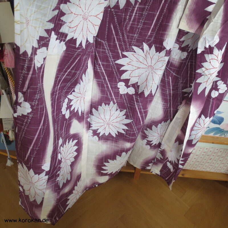 Yukata Baumwoll Kimono Chrysanthemen und Pfeilfedern
