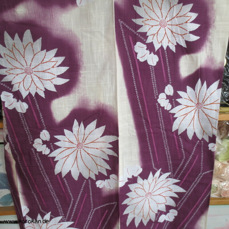 Yukata Baumwoll Kimono Chrysanthemen und Pfeilfedern