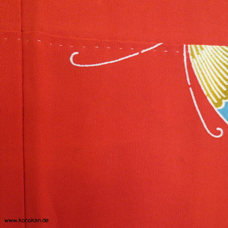 bunte Schmetterlinge auf rot, Komon Kimono, längere Ärmel
