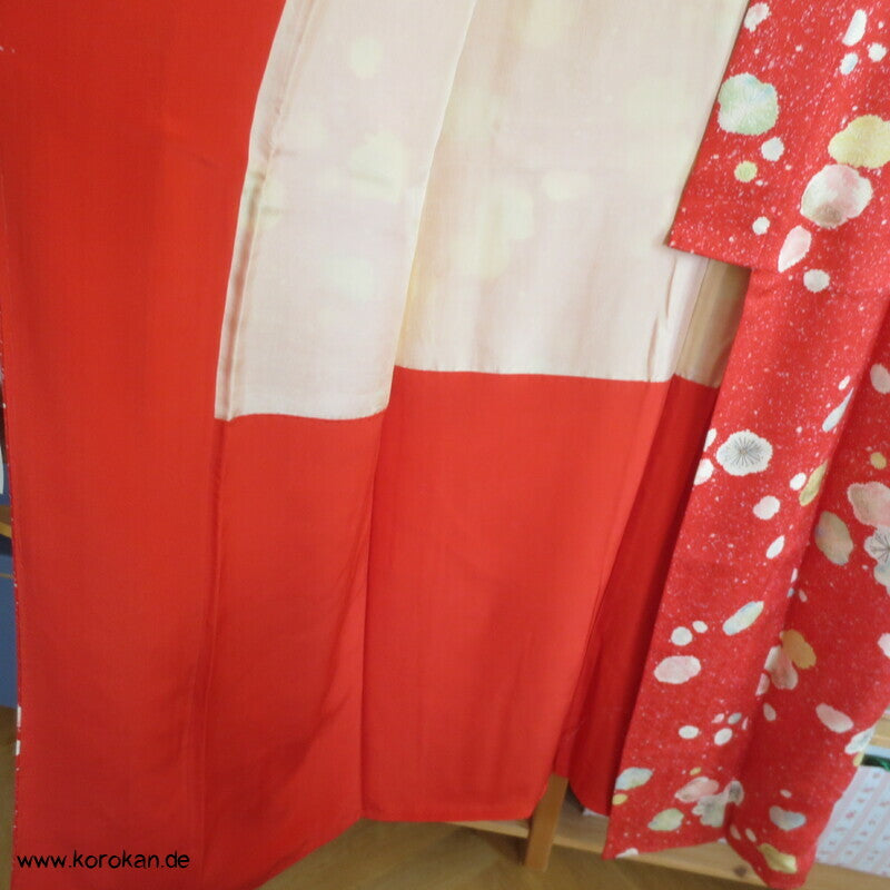 Pflaumenblüten Golddruck Seidendamast Chu Furisode / Komon Kimono