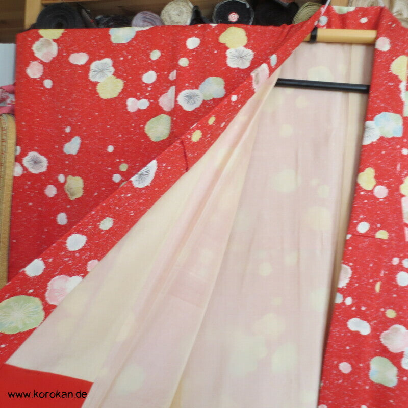 Pflaumenblüten Golddruck Seidendamast Chu Furisode / Komon Kimono