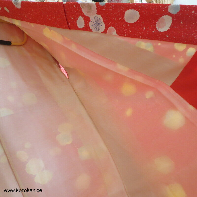 Pflaumenblüten Golddruck Seidendamast Chu Furisode / Komon Kimono