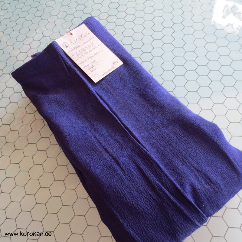 gewebte Fächer und Blüten, veilchenblauer Seidendamast Iromuji Kimono