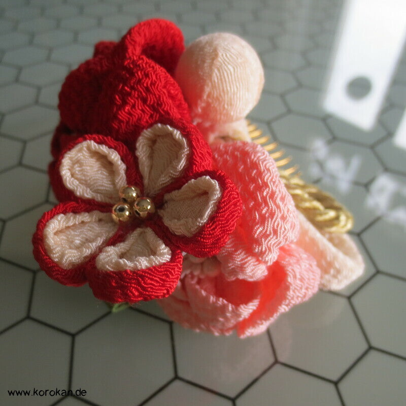 japanischer Kanzashi Haarkamm - Fascinator,  Blüten Kordel rot gold