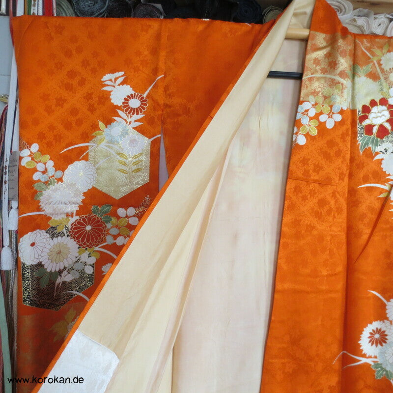 destroyed Heritage, ganz viel Gold Kakeshita Furisode Seidenbrokat Kimono