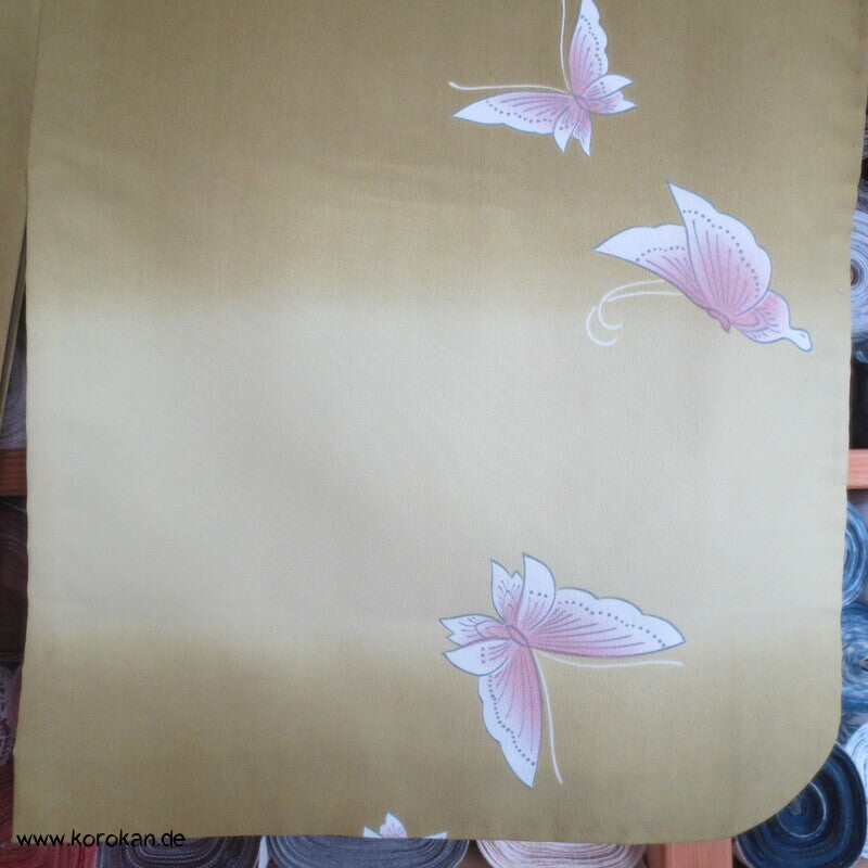 rosa Schmetterlinge auf oliv Verlauf Hitoe Kimono