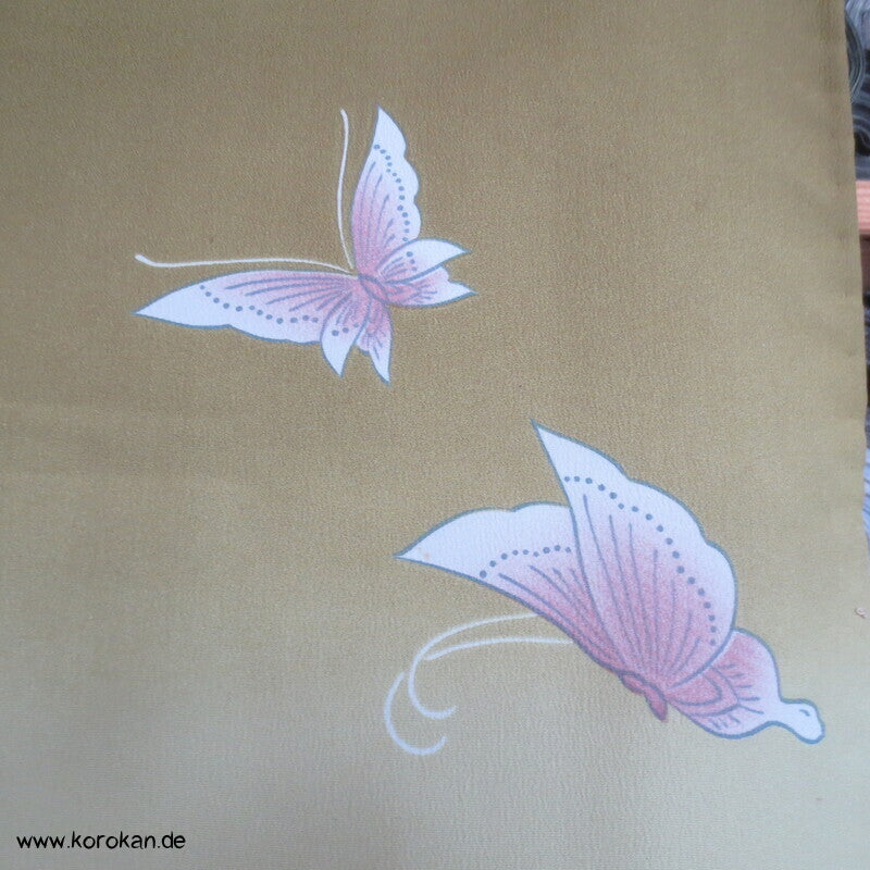 rosa Schmetterlinge auf oliv Verlauf Hitoe Kimono