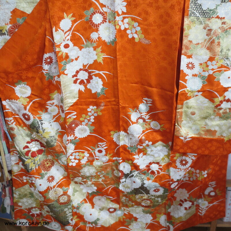 destroyed Heritage, ganz viel Gold Kakeshita Furisode Seidenbrokat Kimono