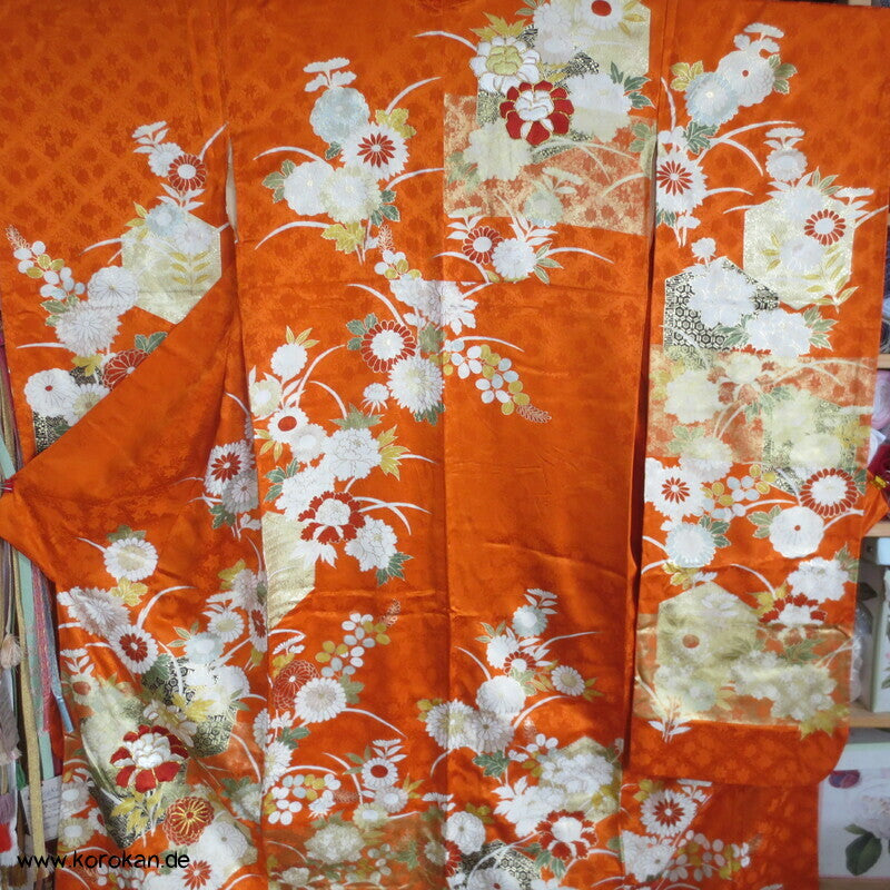 destroyed Heritage, ganz viel Gold Kakeshita Furisode Seidenbrokat Kimono
