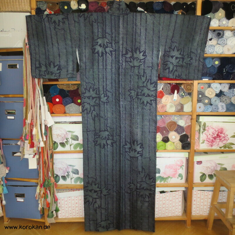 Full Shibori Seidendamast dunkelgrau - blaues Bambusmuster Kimono