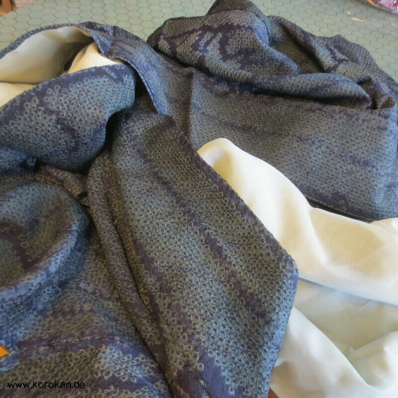 Full Shibori Seidendamast dunkelgrau - blaues Bambusmuster Kimono