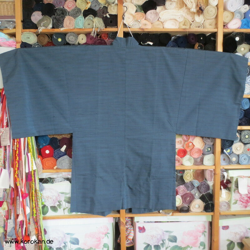 jeansblaue Tsumugi Seide Männer Haori Kimono Jacke, Bergmotiv innen