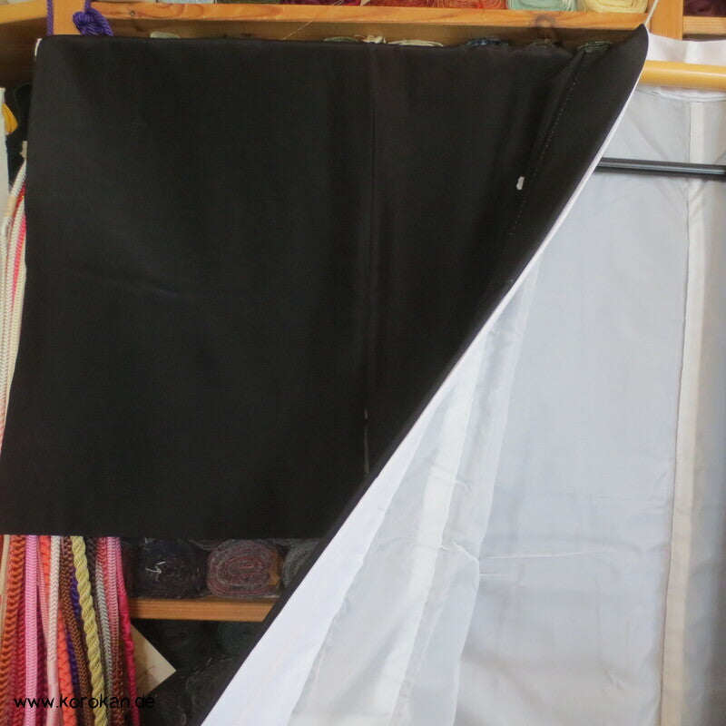 Kraniche, Goldgestickt Tomesode Kimono