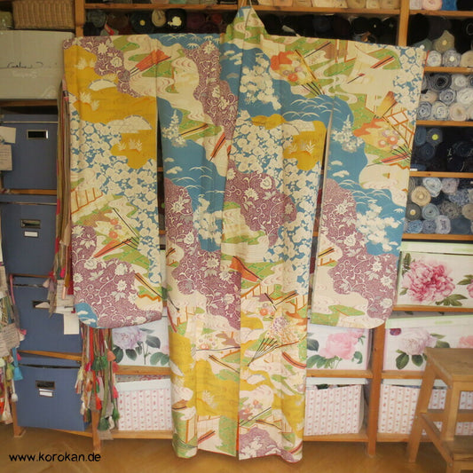 pastellbuntes Diagonalflussmuster Furisode Seidencrepe Kimono