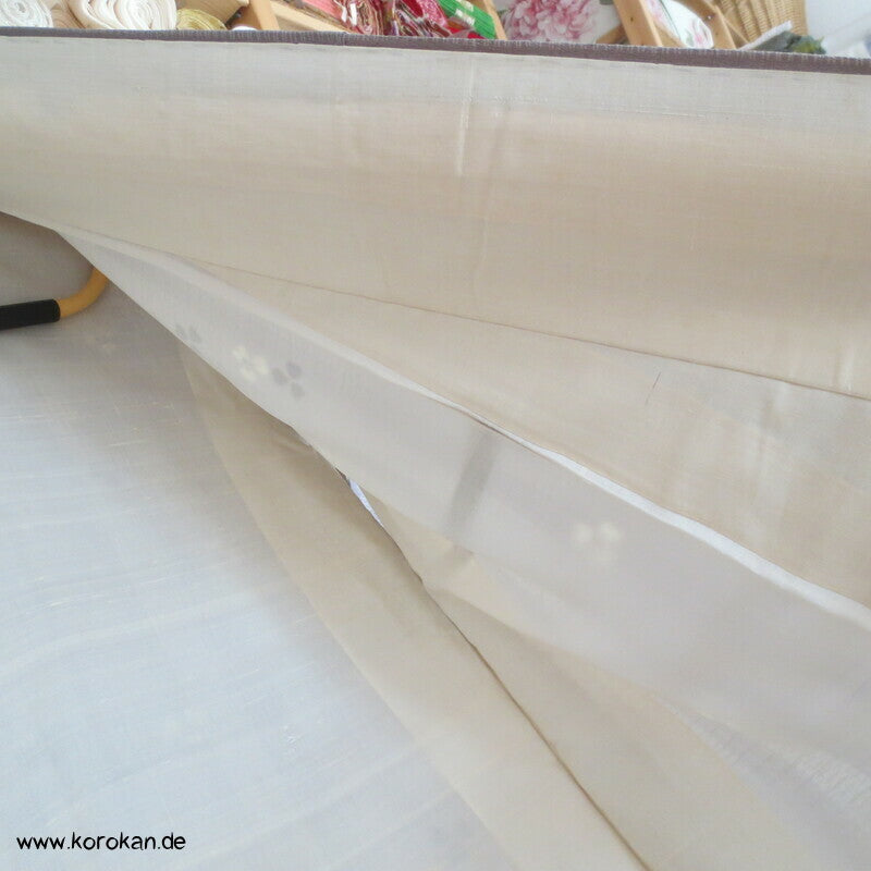 graumauve mit Kleeblättern Komon Kimono